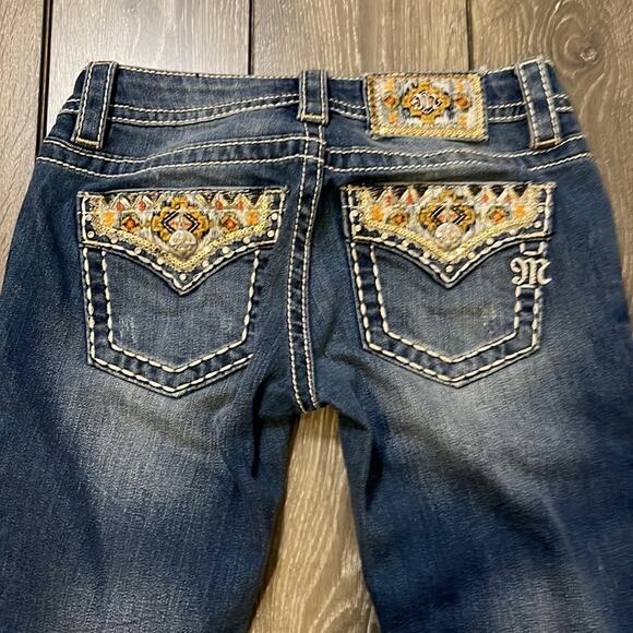 Miss Me Embellished Signature Cuffed Capri Women's Size 24 - Picture 5 of 9